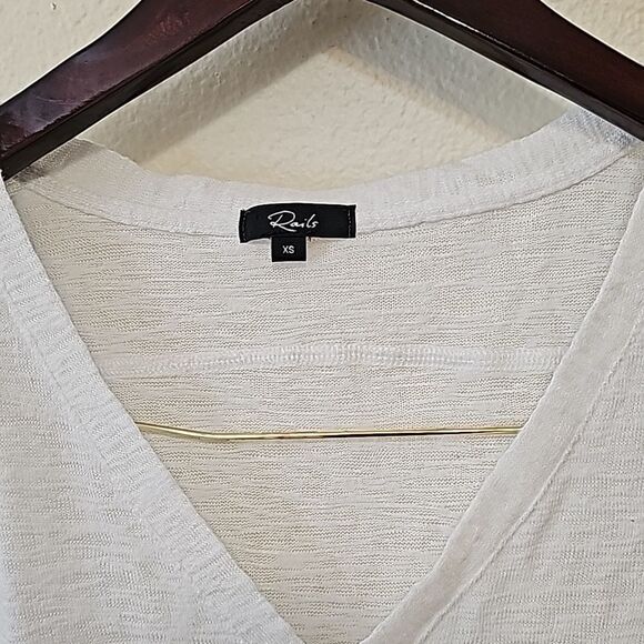 Rails Eden Long Sleeve V-neck Tee xs - Picture 2 of 7